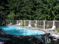 Pool Rail